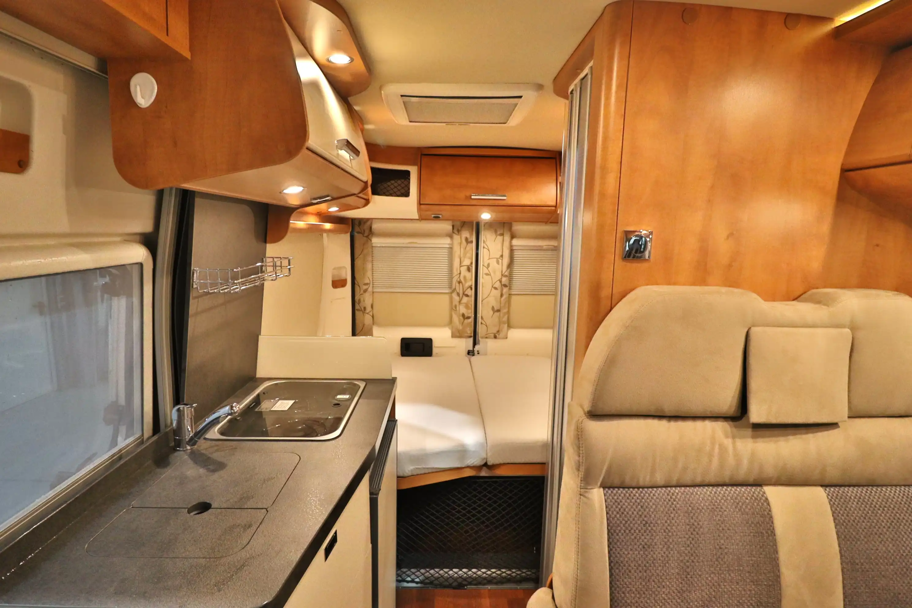 CARTHAGO Malibu Van 540